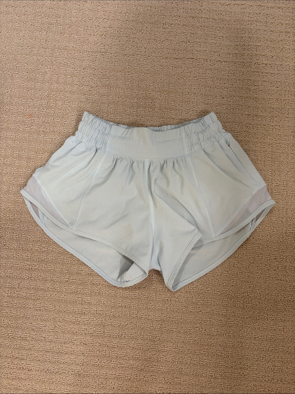 Lululemon woman’s Hotty hot short blue size 0